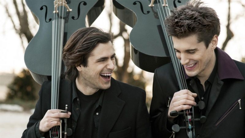 File:2Cellos background.jpg